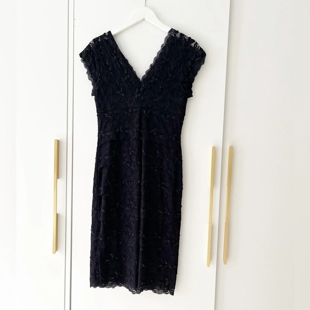 Beautiful layered Black beaded and lace dress - Picture 4 of 9